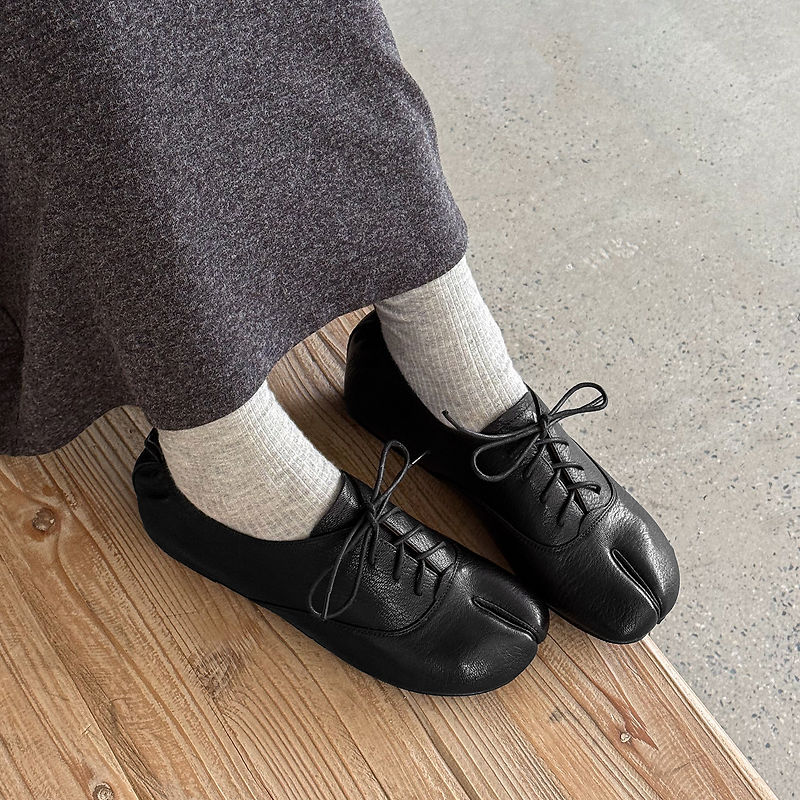 Genuine Leather Sheepskin Tabi - огляд і ціна Leather Work Oxfords